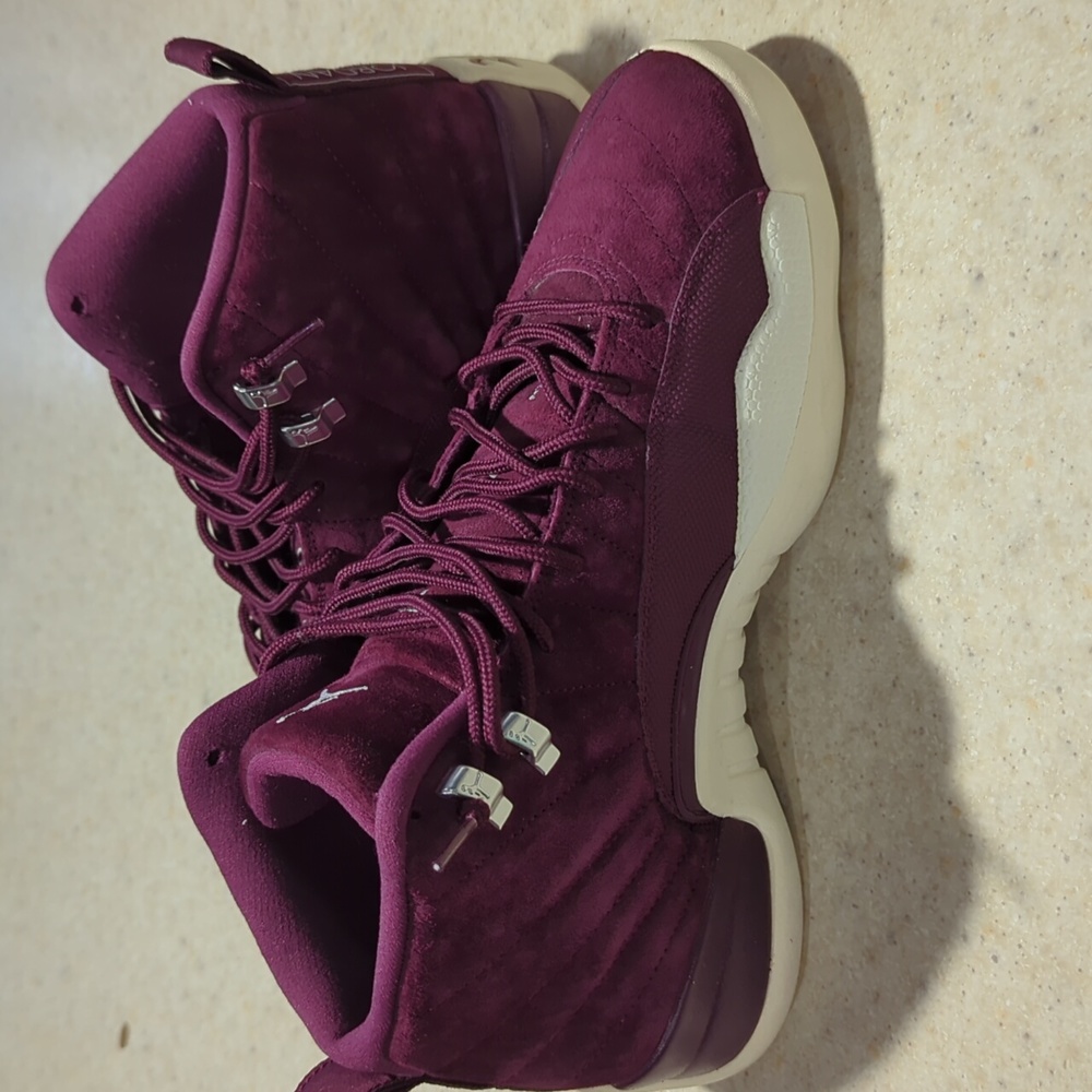 Nike Air Jordan 12 Bordeaux - Picture 6 of 6